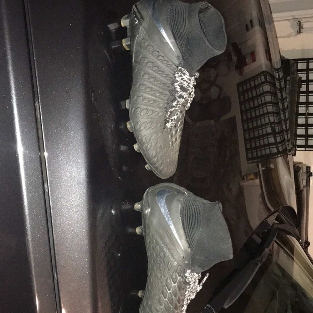 Nike Hypervenom Black soccer cleats.